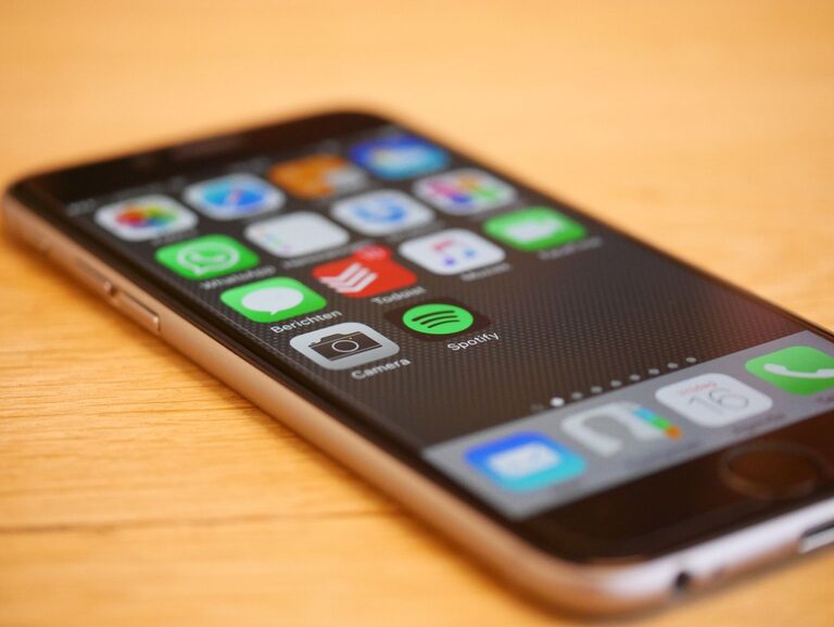 Die besten Apps für Senioren: Praktische Helfer für den Alltag entdecken